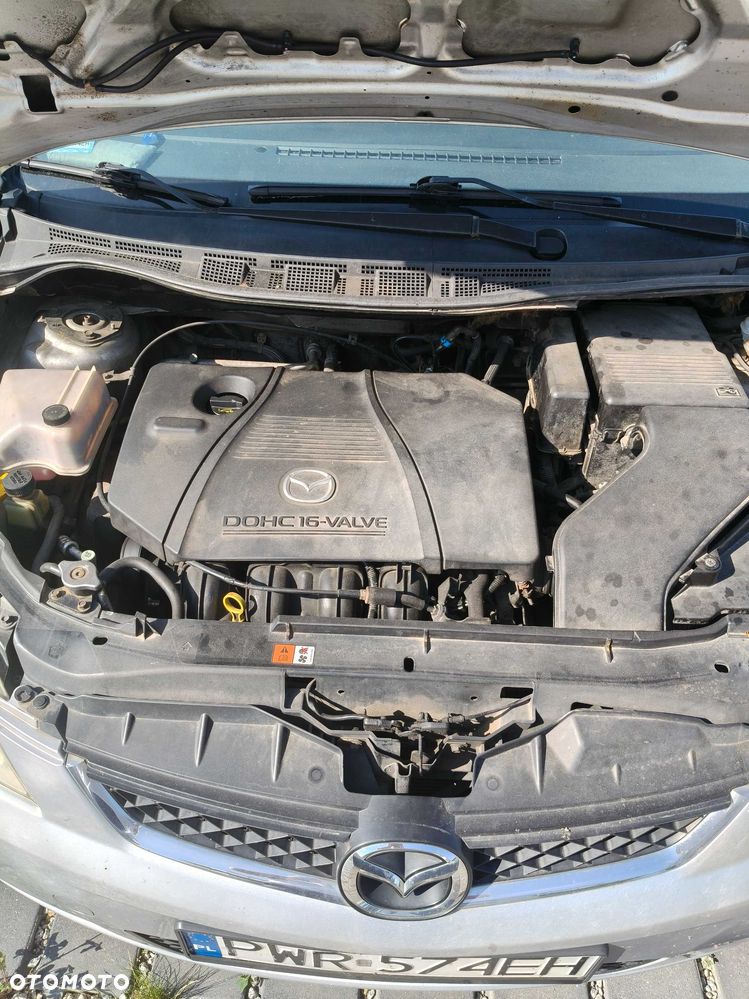 Mazda 5 - 6