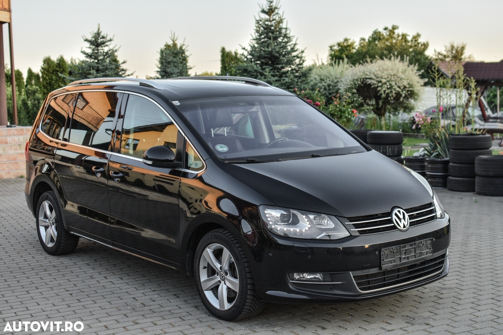 Volkswagen Sharan 2.0 TDI 4MOTION BlueMotion Technology Highline - 21