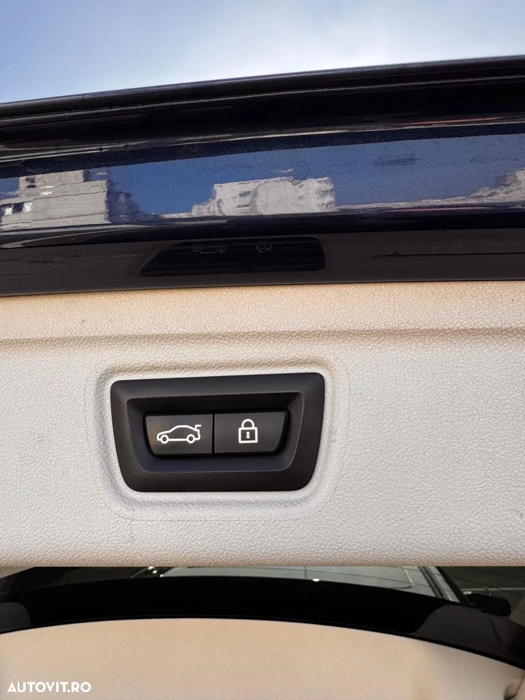 BMW Seria 3 320d Touring Aut. - 15