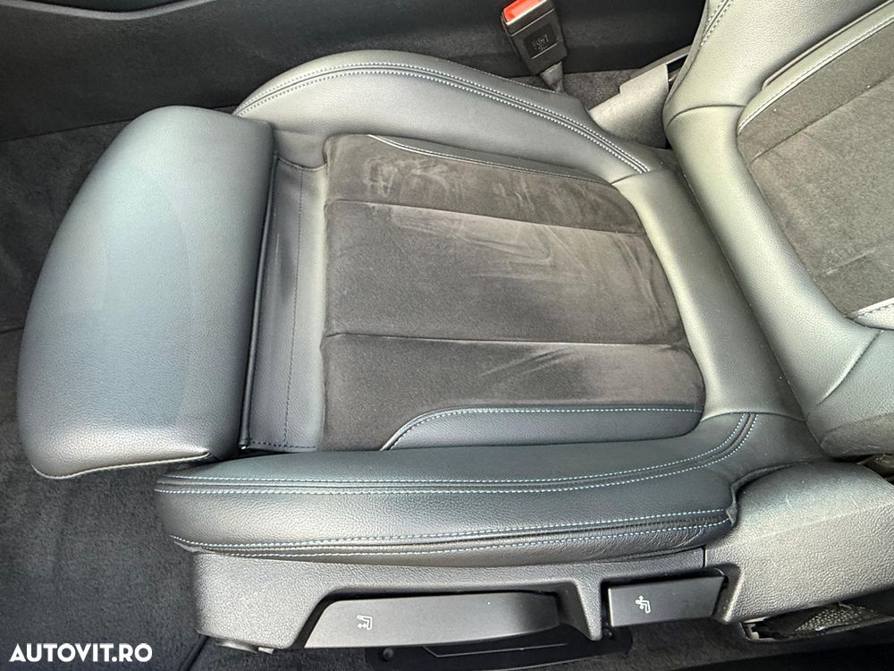 BMW Seria 3 330i xDrive AT - 11