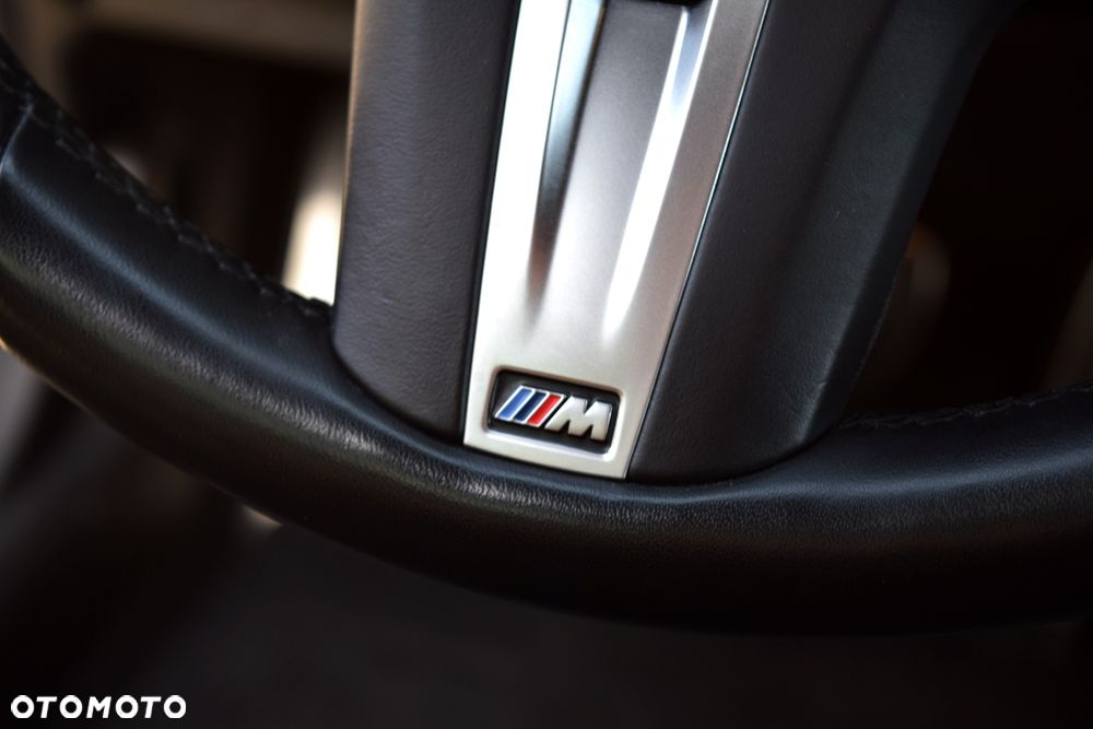 BMW Seria 3 320d xDrive M Sport sport - 17