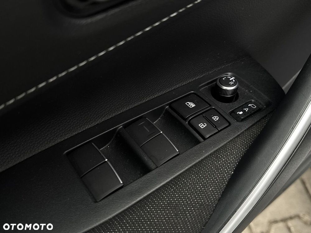 Toyota Corolla 1.8 Hybrid Comfort - 30