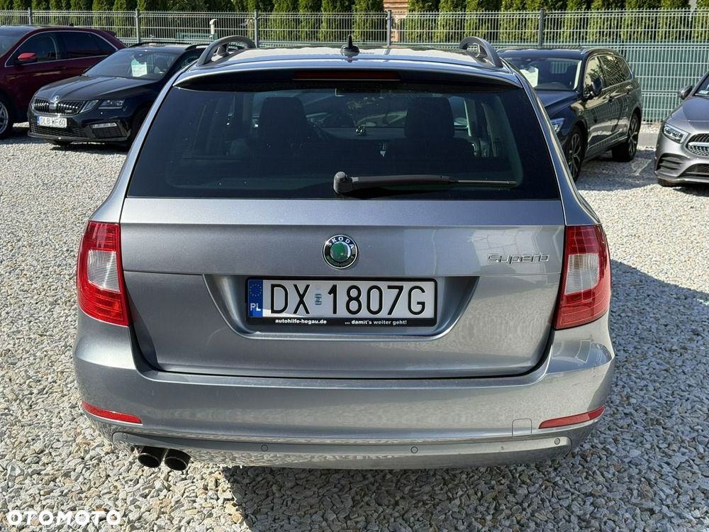 Skoda Superb 2.0 TDI Business DSG - 8