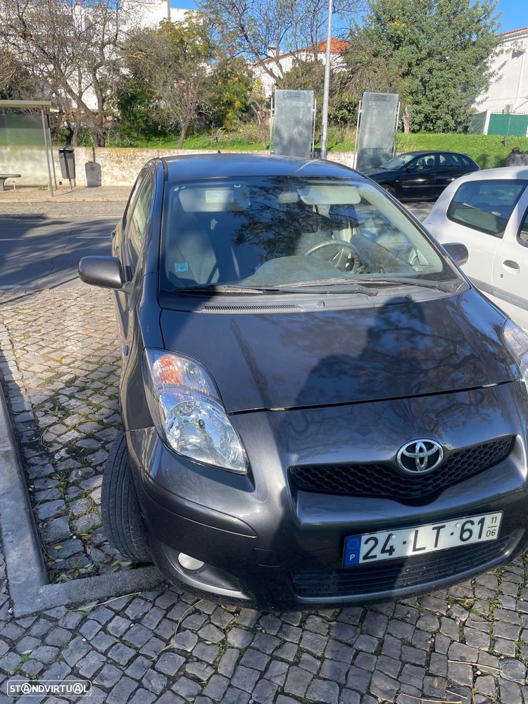 Toyota Yaris 1.0 VVT-i ACtive+AC - 2