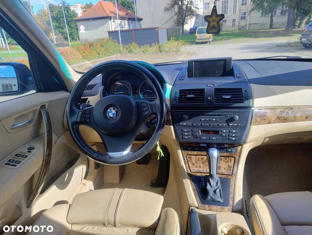 BMW X3 3.0d - 16