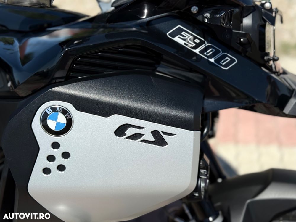 BMW F900GS Adventure - 12