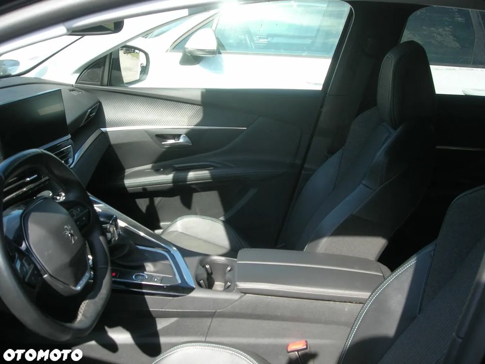 Peugeot 3008 - 11