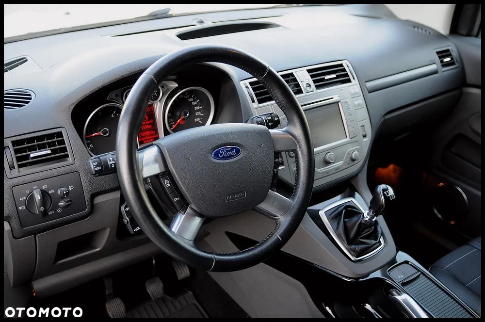 Ford Kuga 2.0 TDCi Titanium - 23