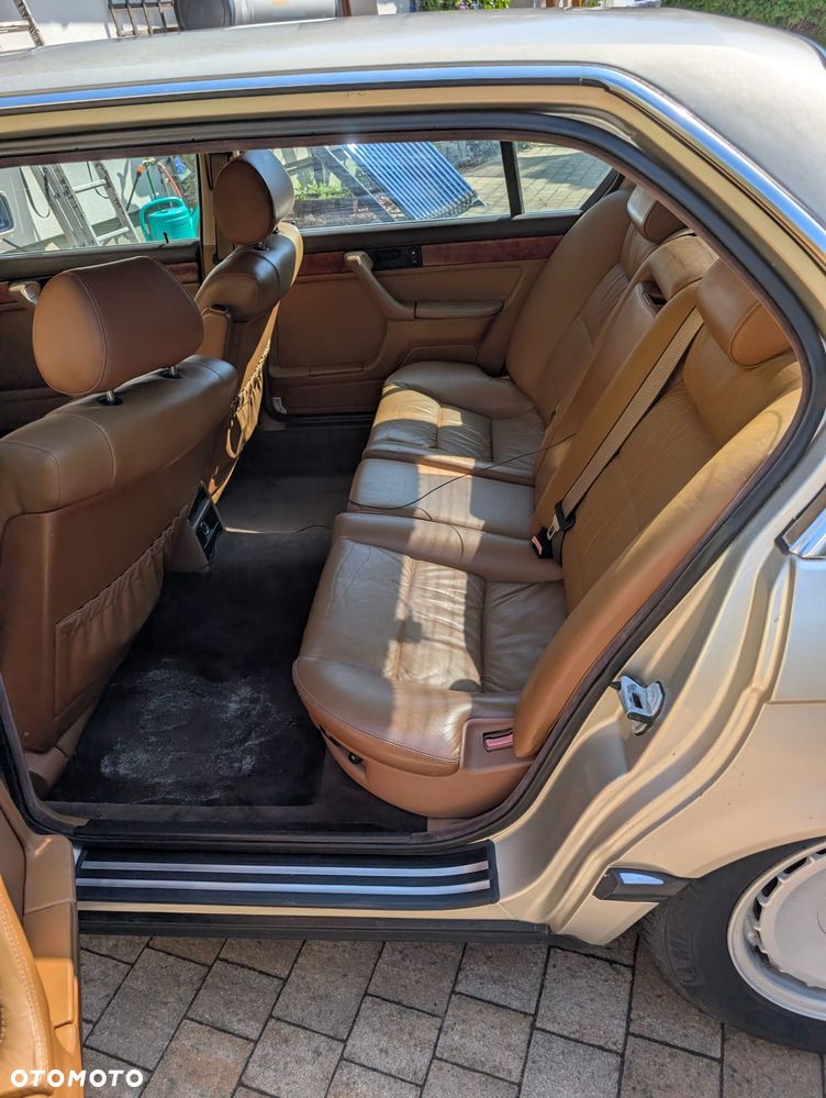 BMW Seria 7 750iL - 18