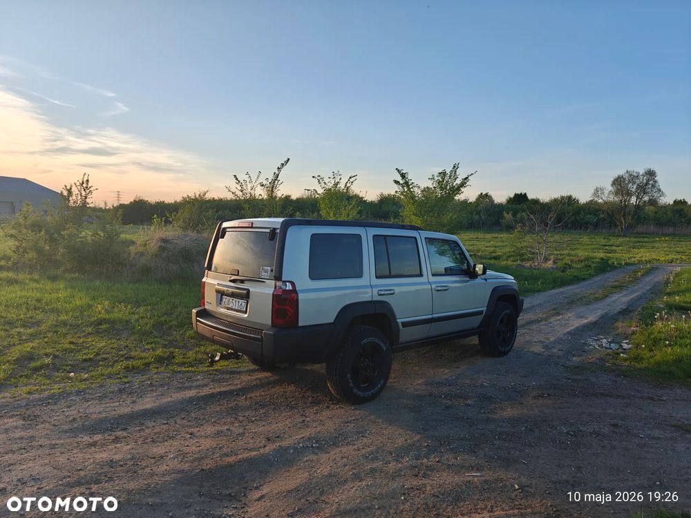 Jeep Commander - 8