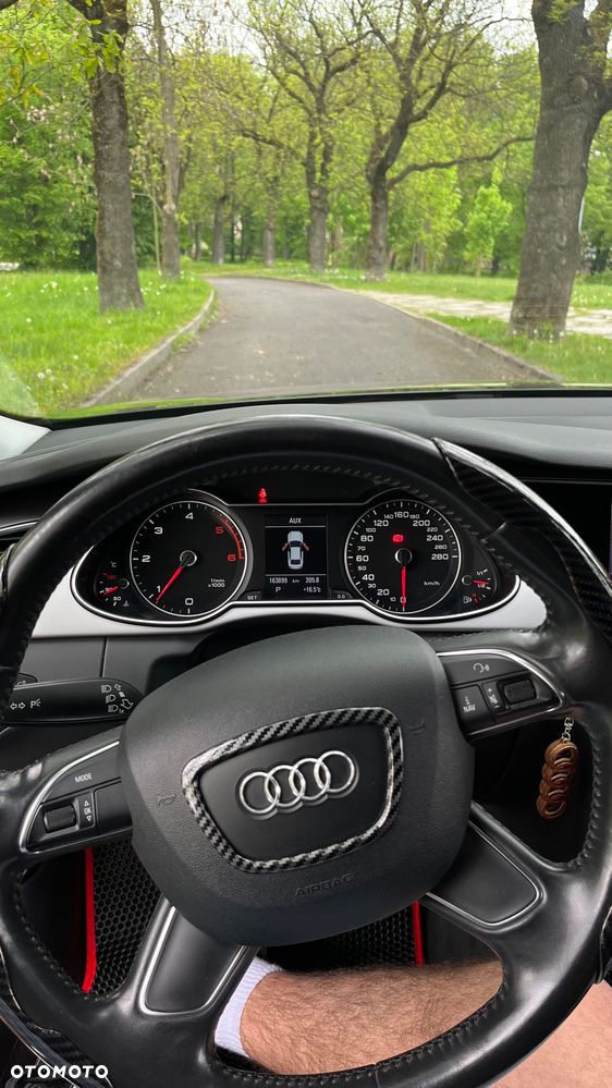 Audi A4 Limousine 2.0 TDI DPF multitronic Ambiente - 25