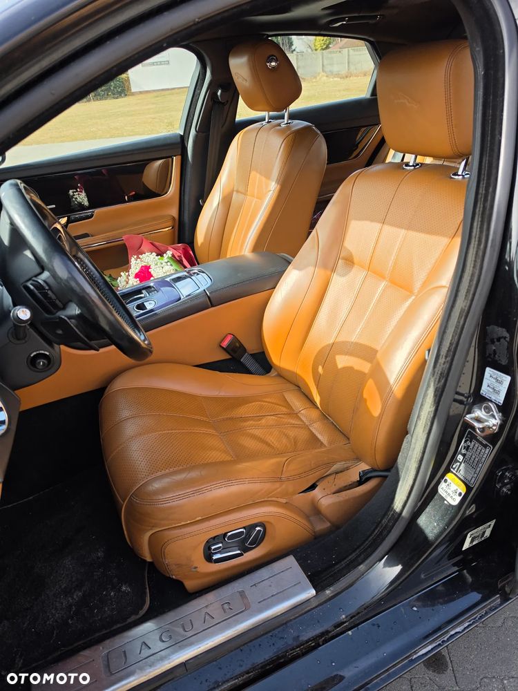 Jaguar XJ 3.0 D V6 Portfolio - 8