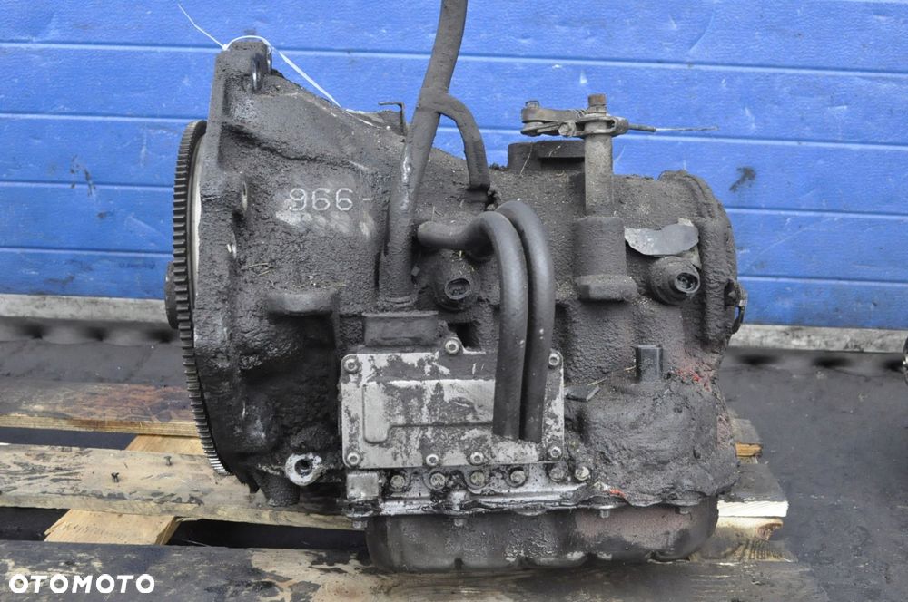 VOYAGER III 3.3 V6 173KM SKRZYNIA AUTOMAT 966 - 2