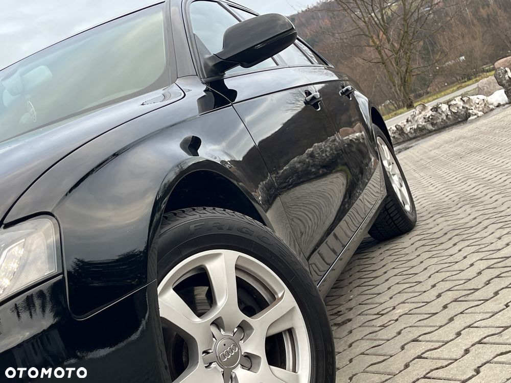 Audi A4 Avant 2.0 TDI DPF Ambiente - 20
