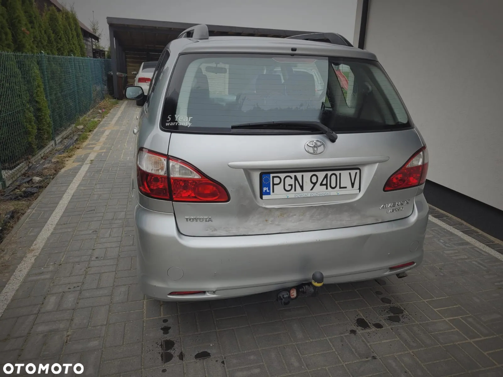 Toyota Avensis Verso 2.0 D-4D - 12