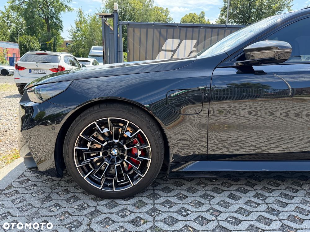 BMW M5 PHEV - 11