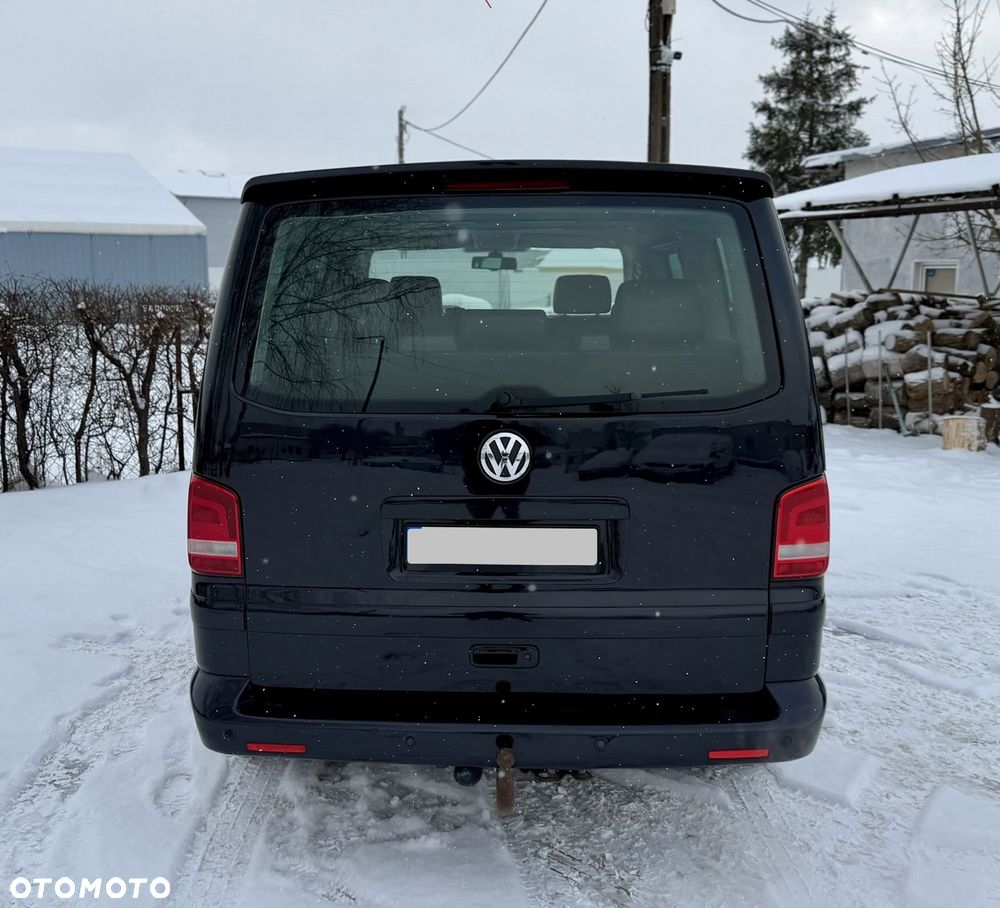 Volkswagen Multivan - 16