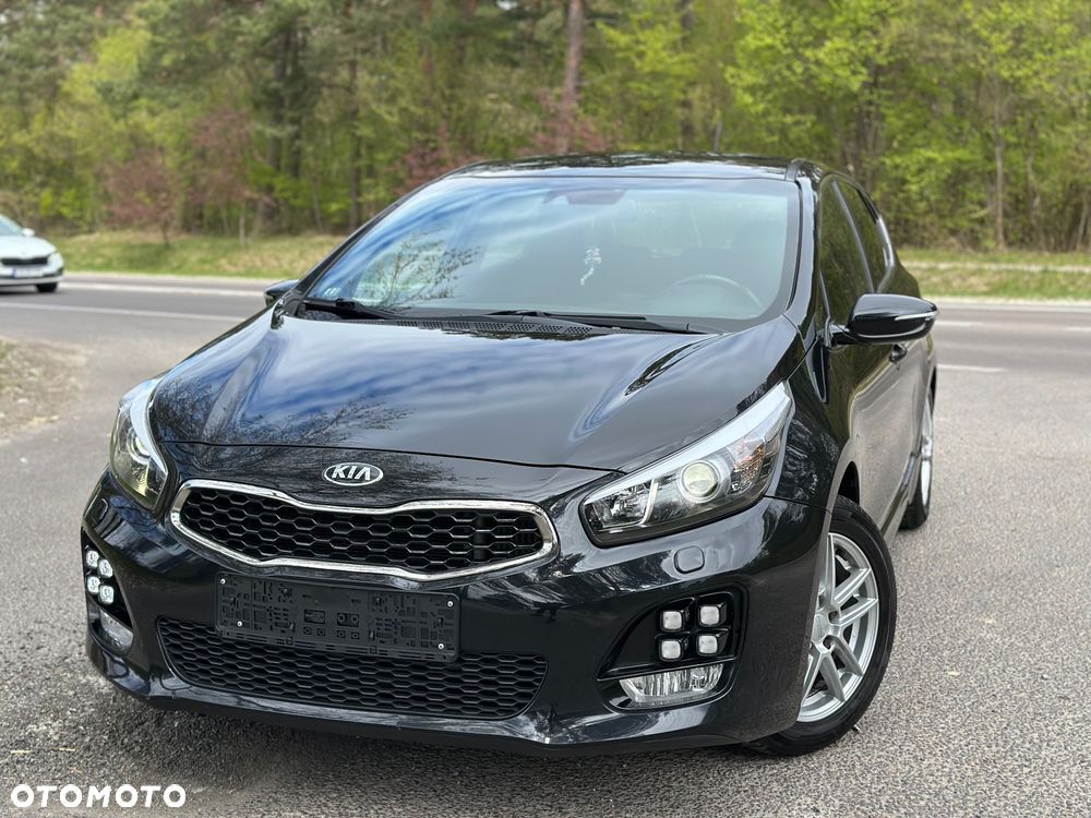 Kia Ceed 1.6 CRDi GT Line - 13