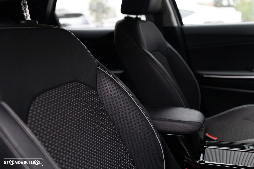 Kia XCeed 1.6 GDI DCT6 OPF PLATINUM - 30