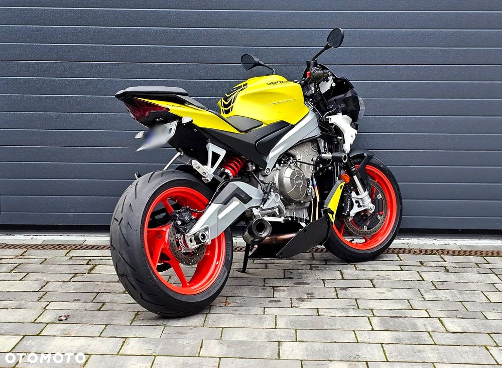 Aprilia Tuono - 7