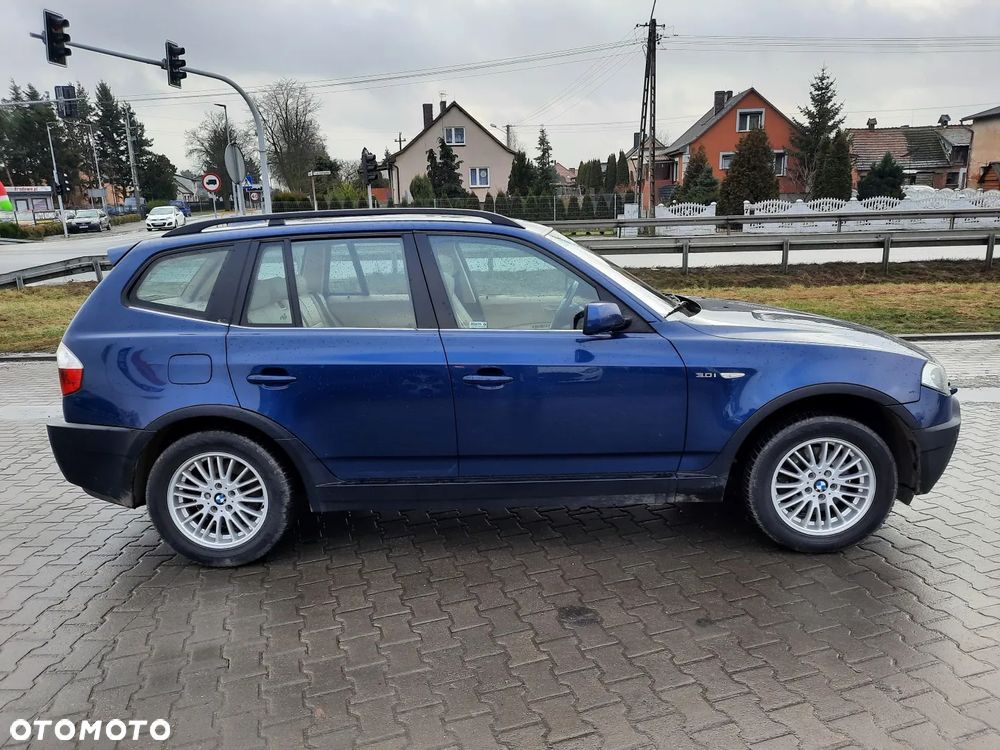 BMW X3 3.0i - 6