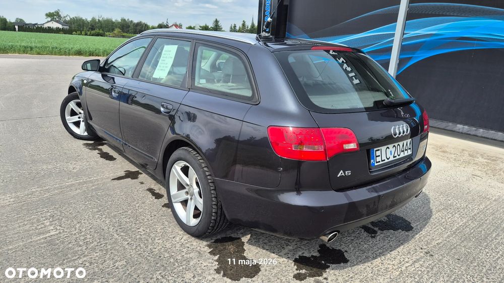 Audi A6 Avant 2.4 - 9