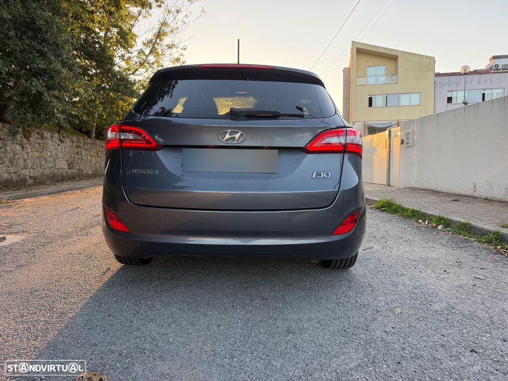 Hyundai i30 CW - 4