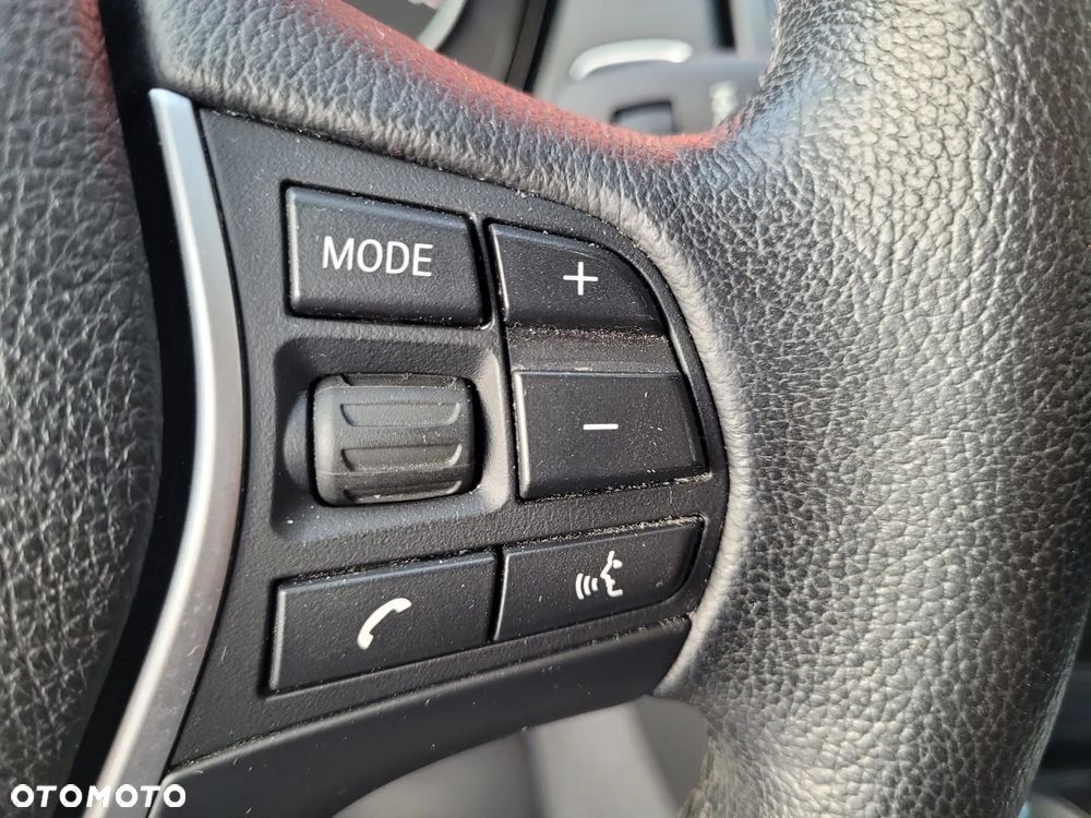 BMW Seria 1 120d BluePerformance Sport Line - 37