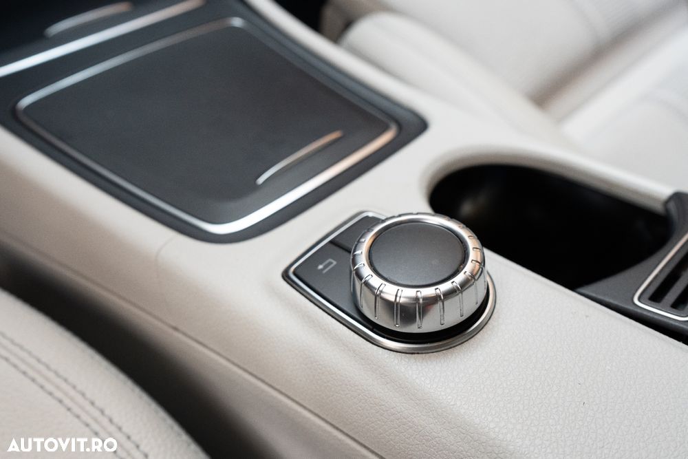 Mercedes-Benz GLA 220 4MATIC - 16