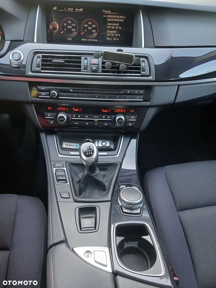 BMW Seria 5 520d - 13