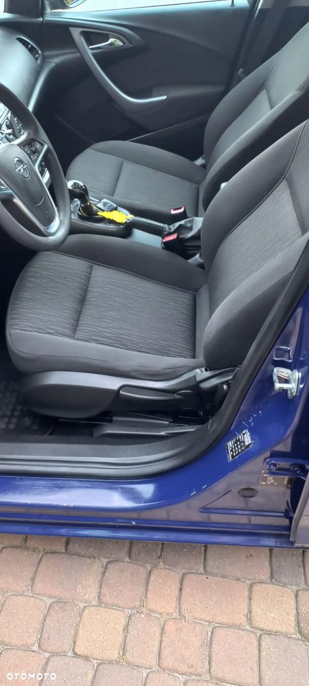 Opel Astra 1.7 CDTI ecoFLEX - 11