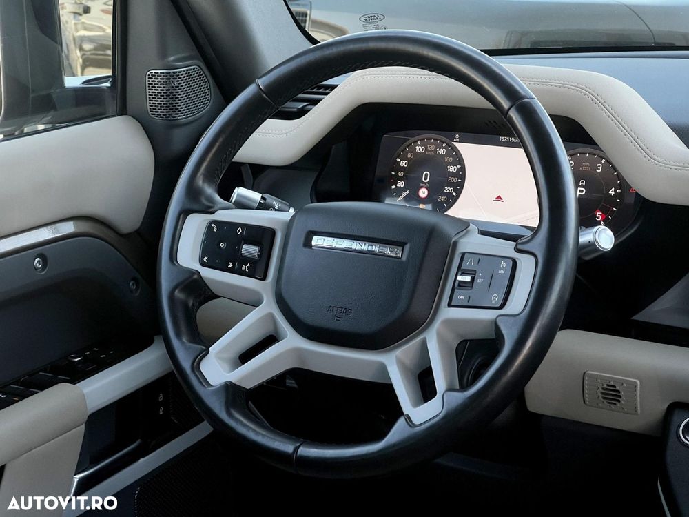 Land Rover Defender - 10