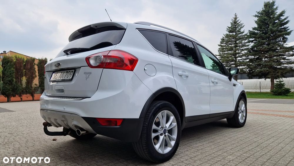 Ford Kuga 2.0 TDCi 4x4 Titanium - 22