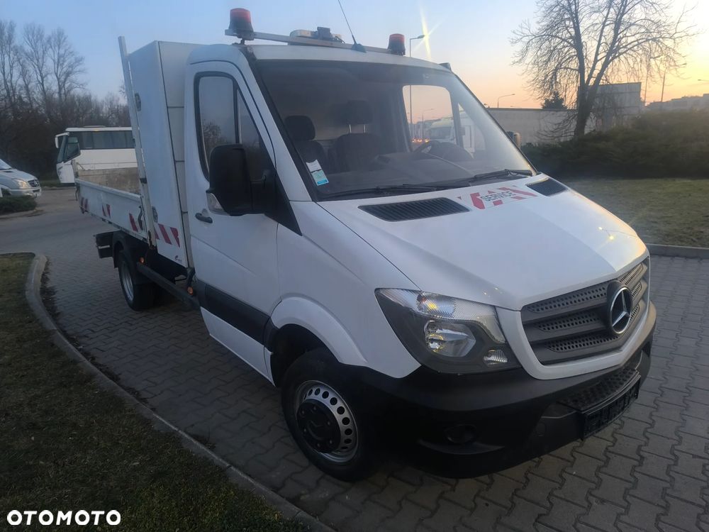 Mercedes-Benz Sprinter - 2
