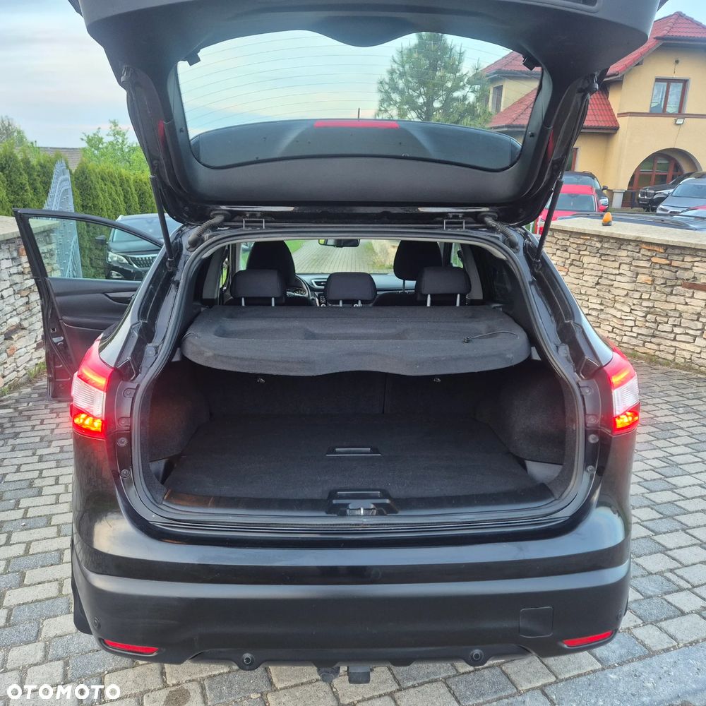 Nissan Qashqai 1.6 dCi 4 x 4 DPF Start/Stop I-Way - 25