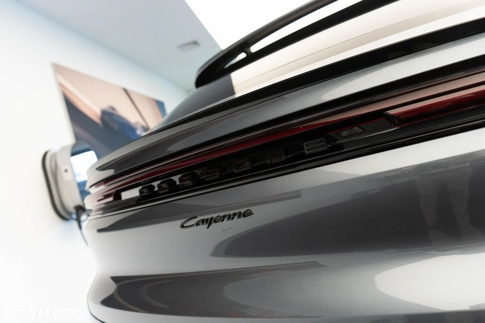 Porsche Cayenne E-Hybrid PHEV Black Edition - 40