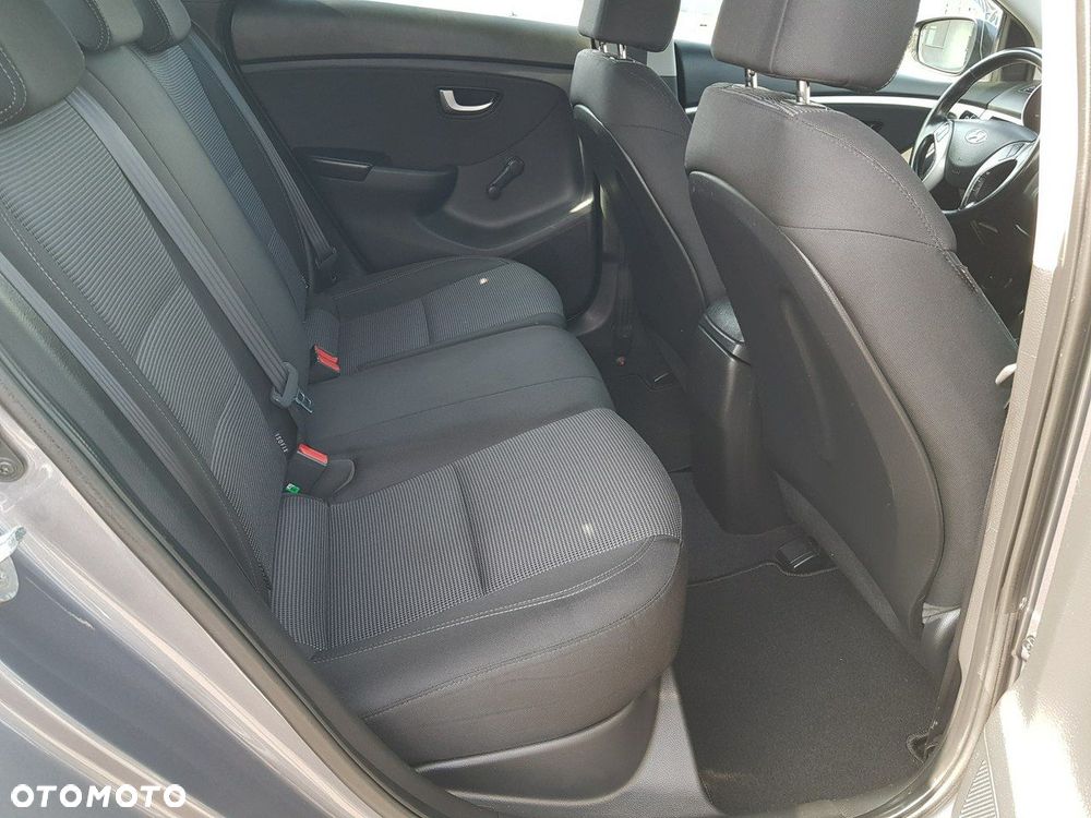 Hyundai i30 1.4 Classic + - 15