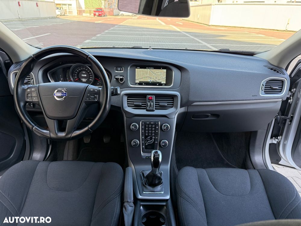 Volvo V40 D2 - 5