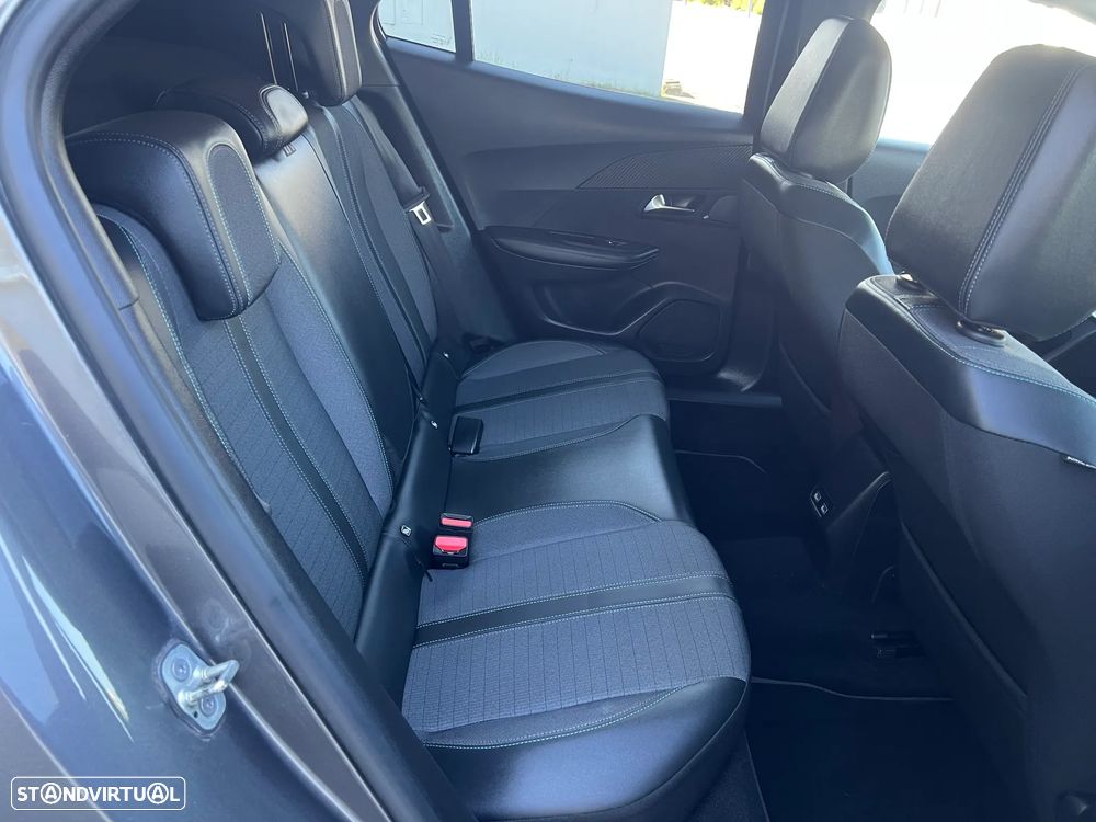 Peugeot 2008 1.2 PureTech Allure EAT8 - 9