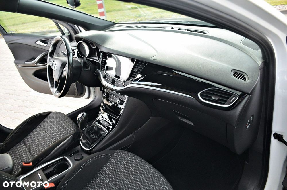 Opel Astra - 20