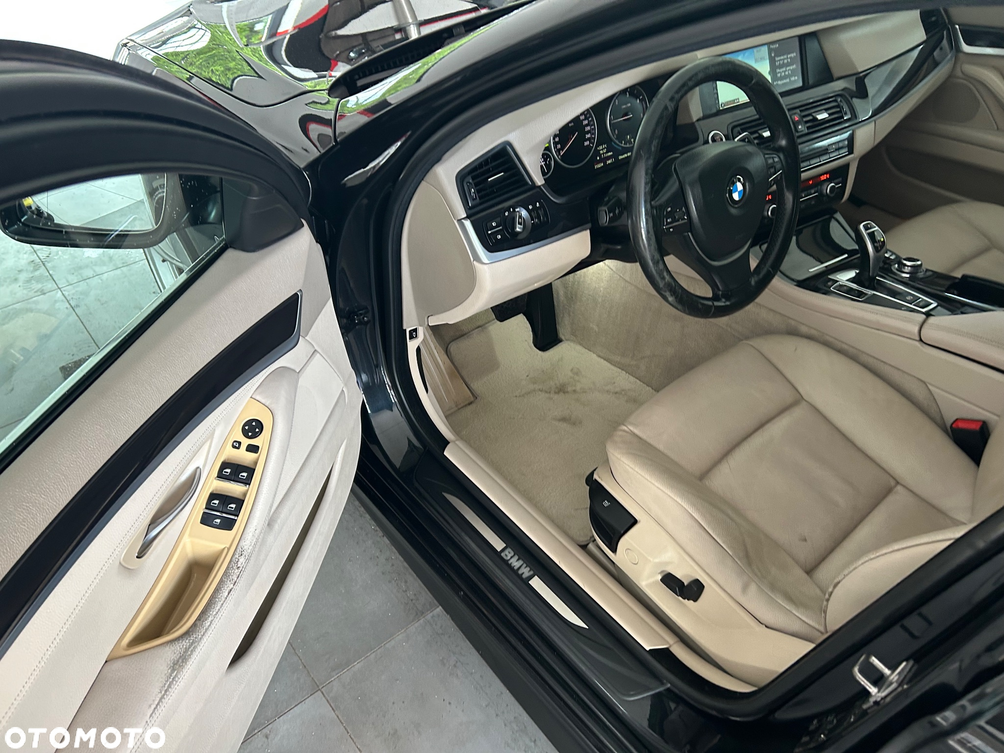 BMW Seria 5 520d Touring Edition Fleet Sport - 17