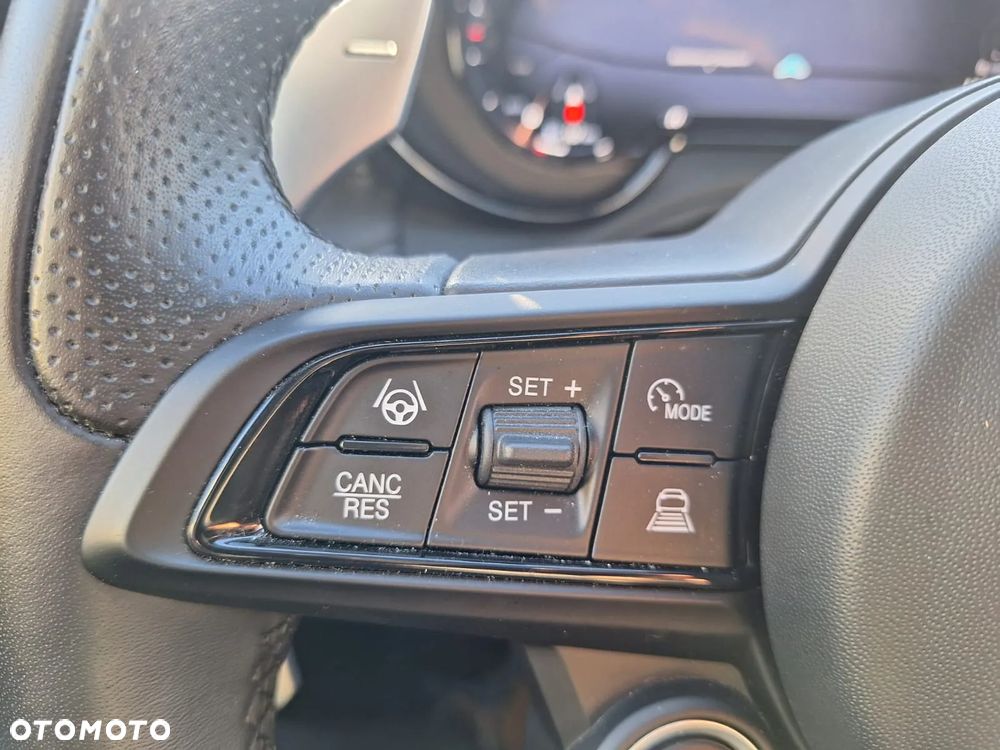 Alfa Romeo Tonale 1.3 PHEV Q4 Veloce - 26