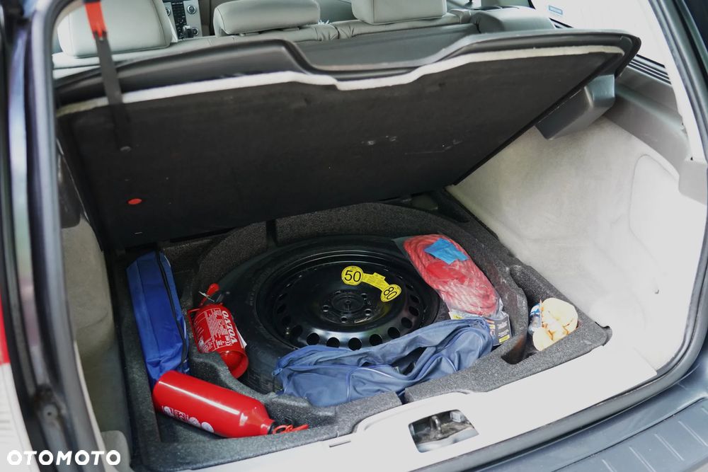 Volvo V50 2.0D - 17