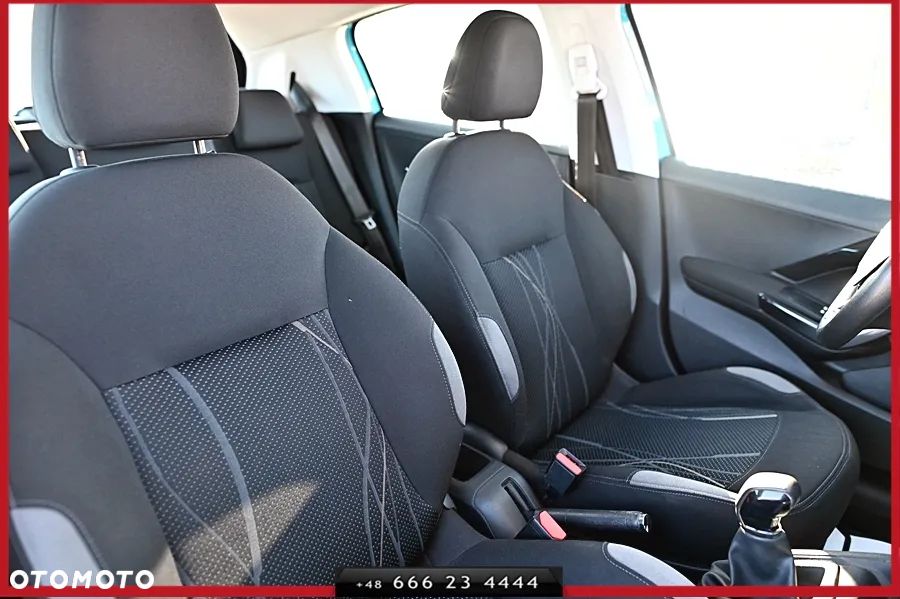 Peugeot 208 1.4 VTi Allure - 21