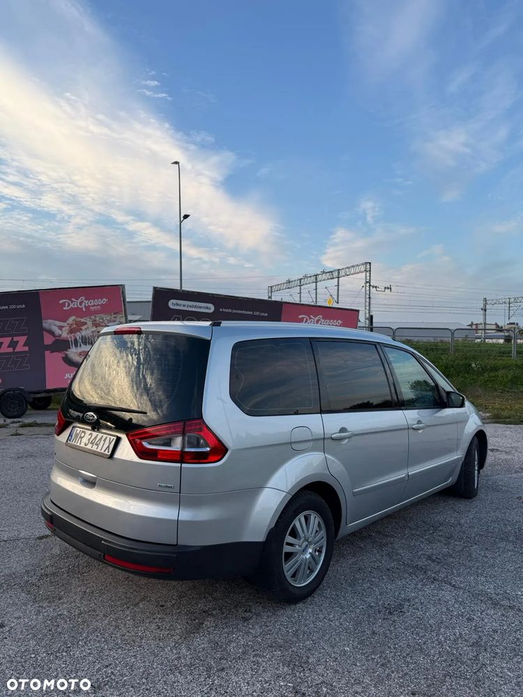 Ford Galaxy - 4