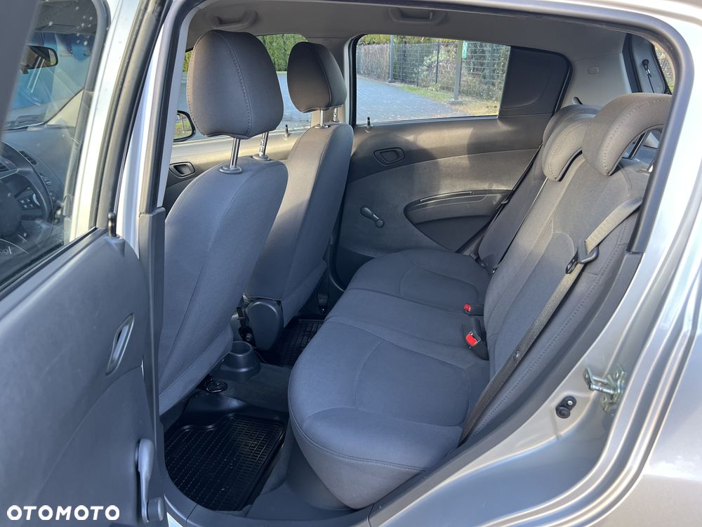 Chevrolet Spark 1.0 LS - 19