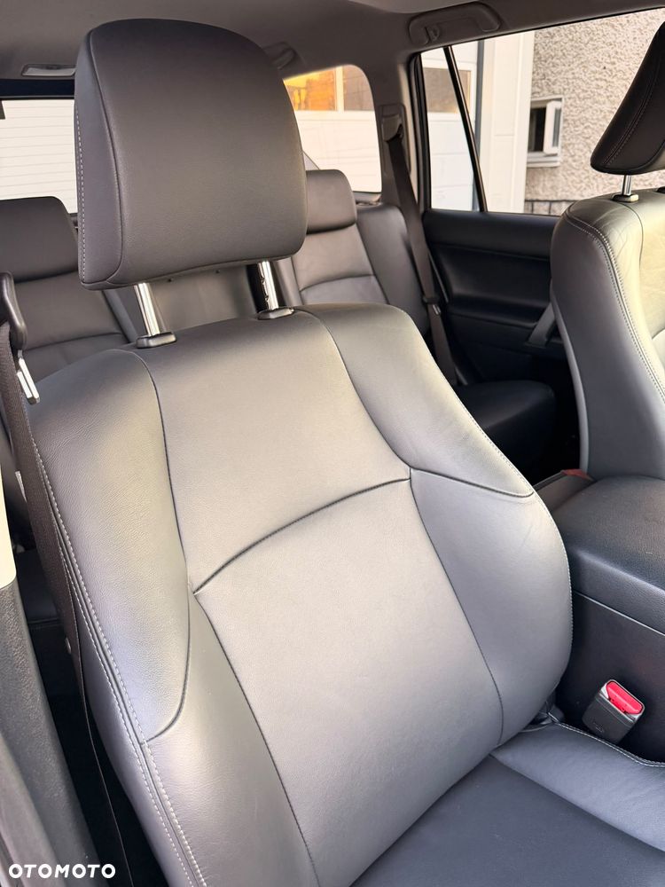 Toyota Land Cruiser 3.0 D-4D Automatik Executive - 11