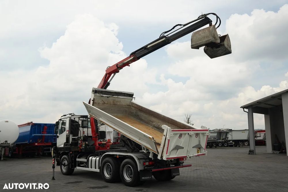 Renault C 430 / 6x4 / BASCULĂ CU 2 LATE / CUPLĂ HIDRAULICĂ + FASSI F155.A0.22 HDS / RADIOCOMANDĂ / ROTATOARE / CUPĂ / EURO 6 / - 5