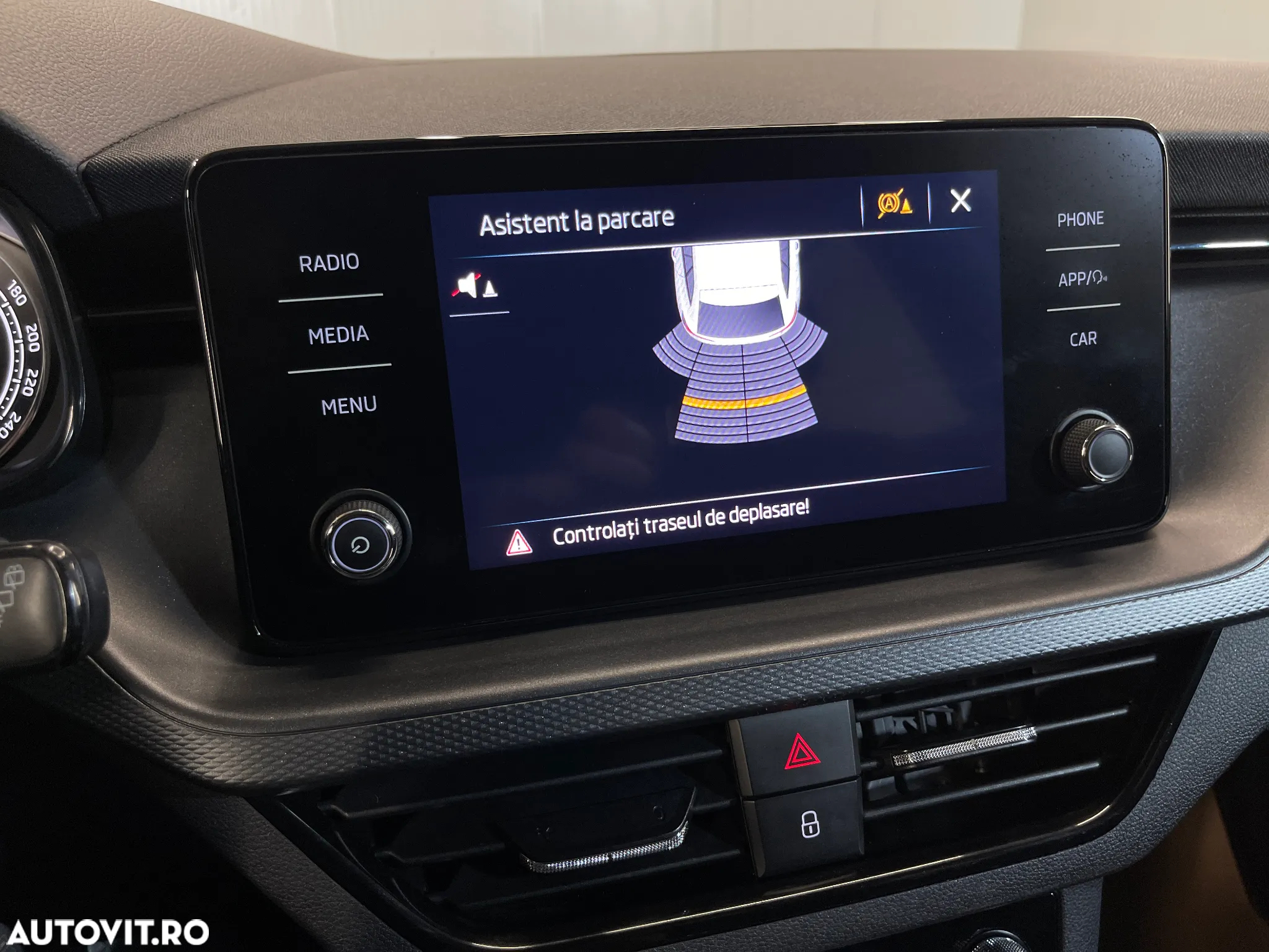 Skoda Scala 1.6 TDI DSG Ambition - 13