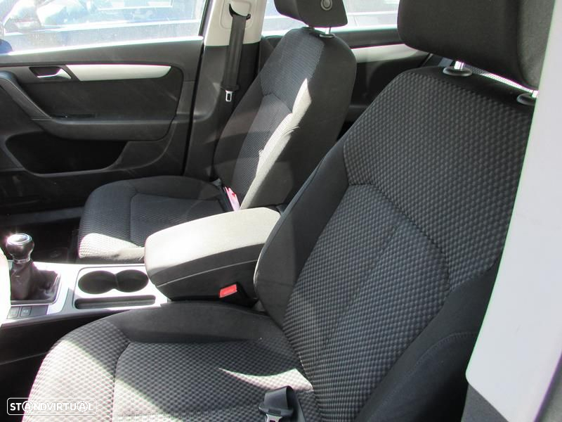 Volkswagen Passat 1.6TDI 2010 - Peças Usadas (6018) - 5